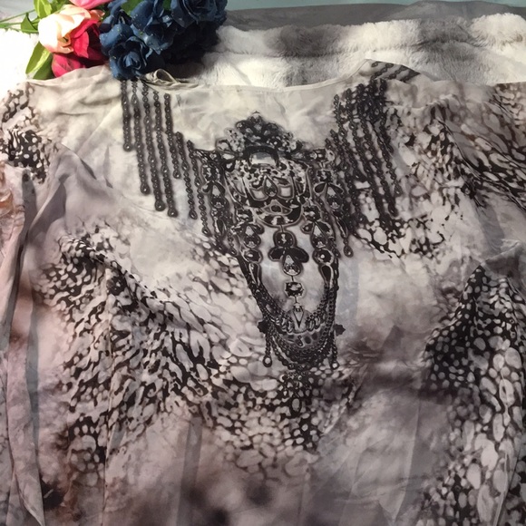 Women’s blouse - Picture 2 of 4